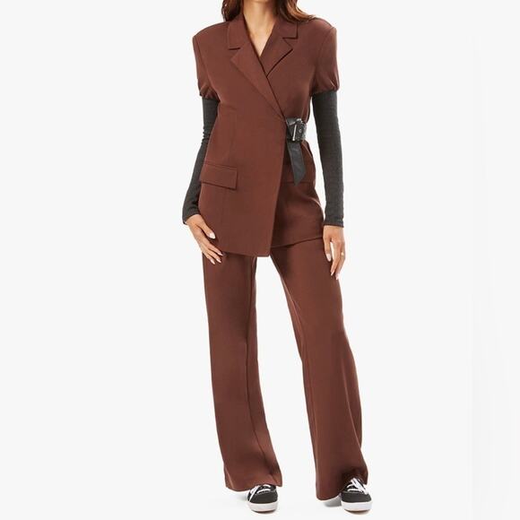 WeWoreWhat NWT Rib Sleeve Brown & Black Belted Blazer Size Small - Picture 10 of 12